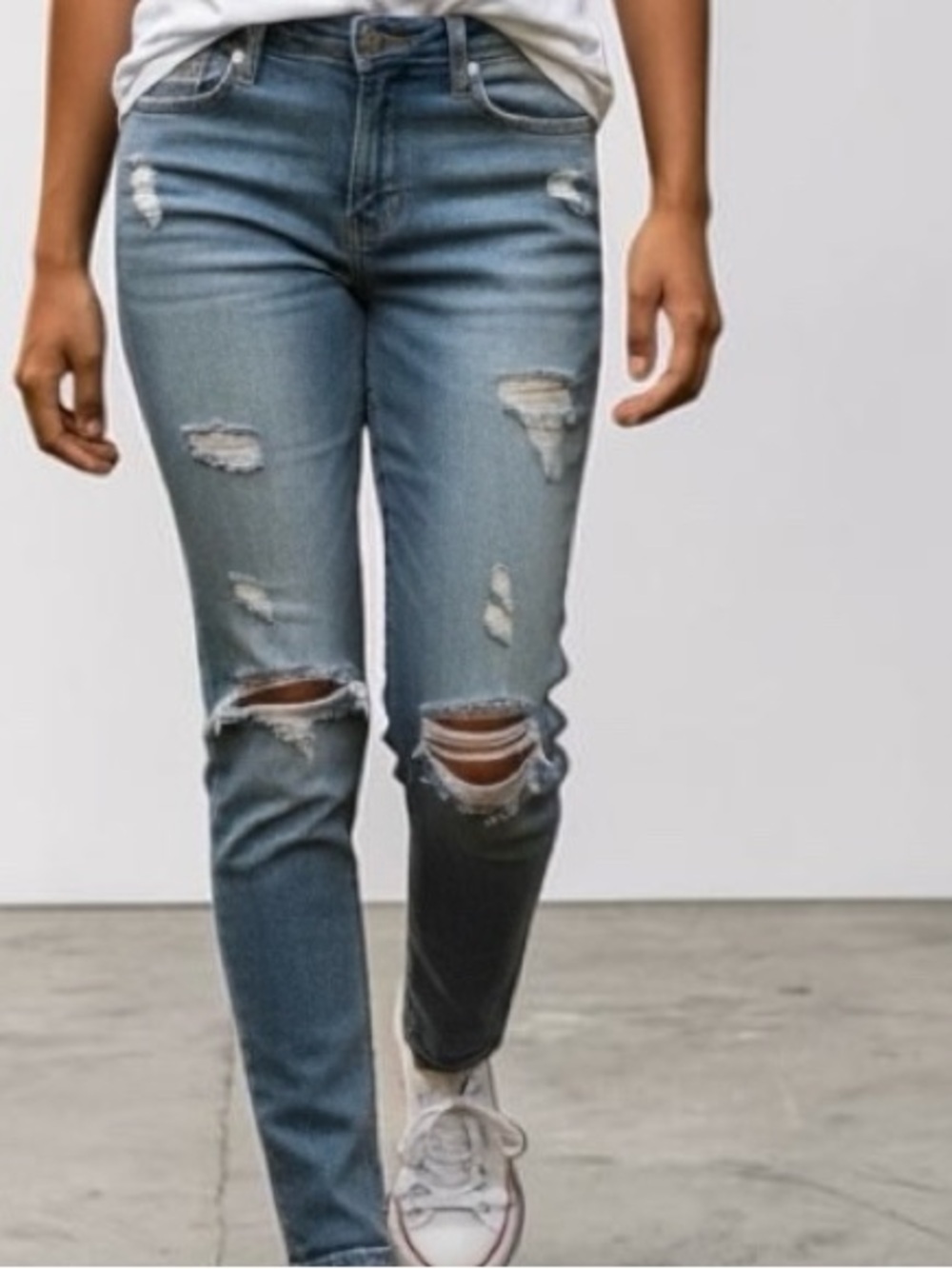 American Eagle Outfitters Luxe Stretch Blue Distressed Hi-Rise Jegging Sz US 2